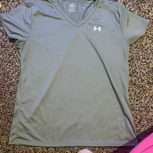 Under Armour Women's Sage green v neck tee
